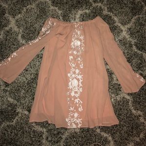 Off shoulder soft pink dress